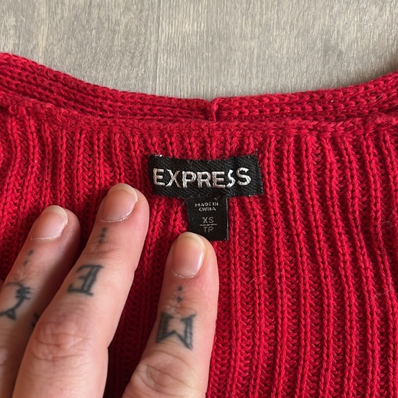 Express short sleeve sweater - Picture 3 of 3